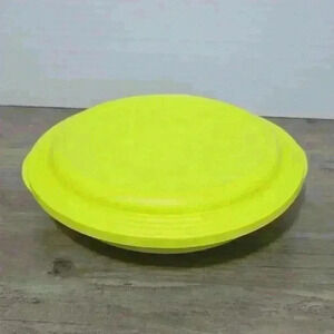 Tupperware inspiration bowl 3547b  with lid 3604A Lime green
